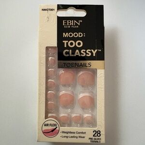 Mood: Too Classy Pre-Glued Peach Toenails - 28 Pack